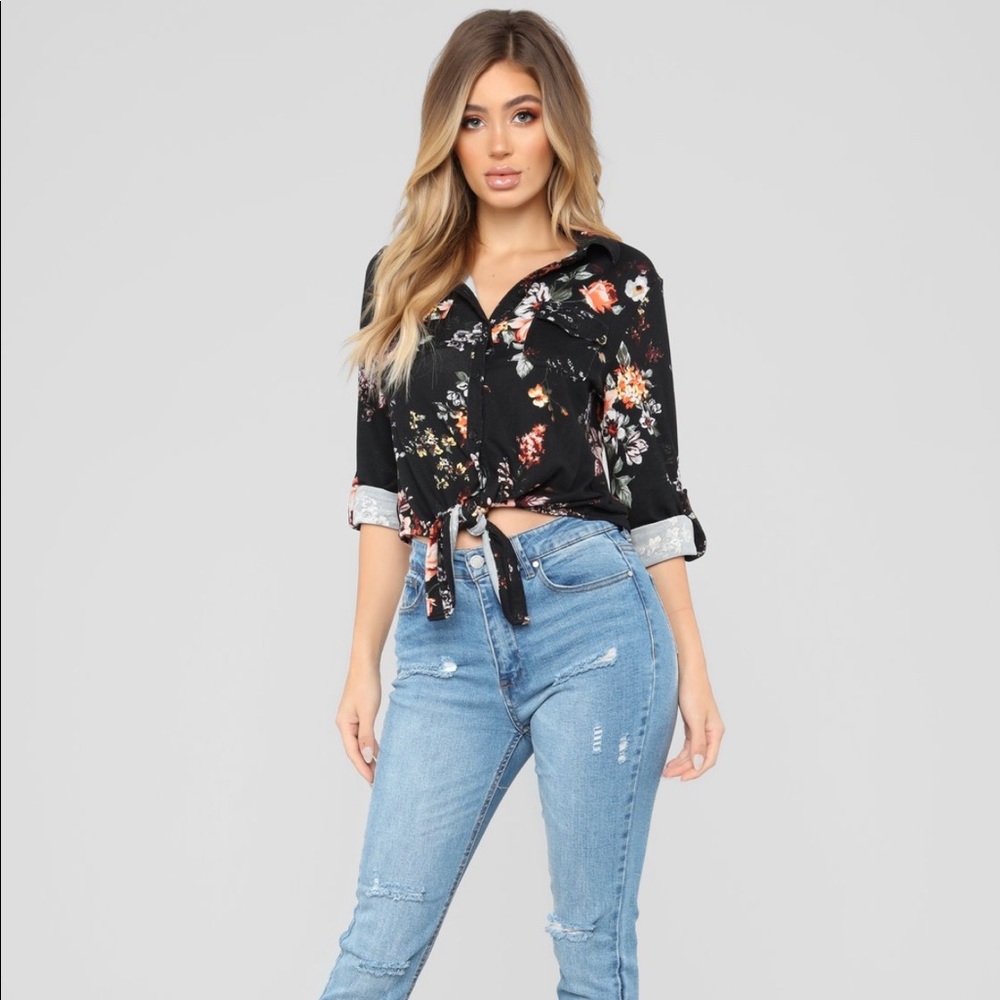 Floral front knot top